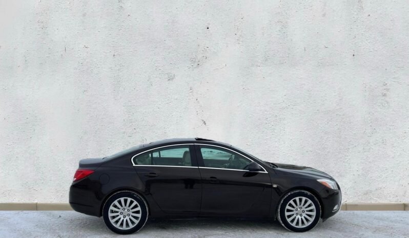 
								2011 Buick Regal CXL Sedan full									