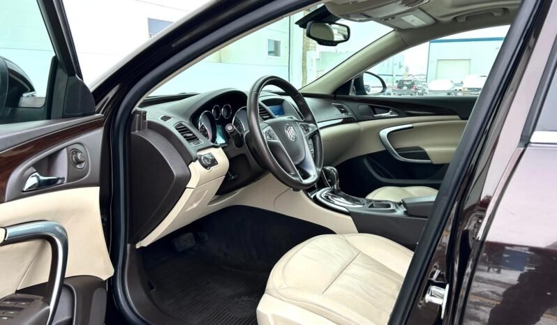 
								2011 Buick Regal CXL Sedan full									