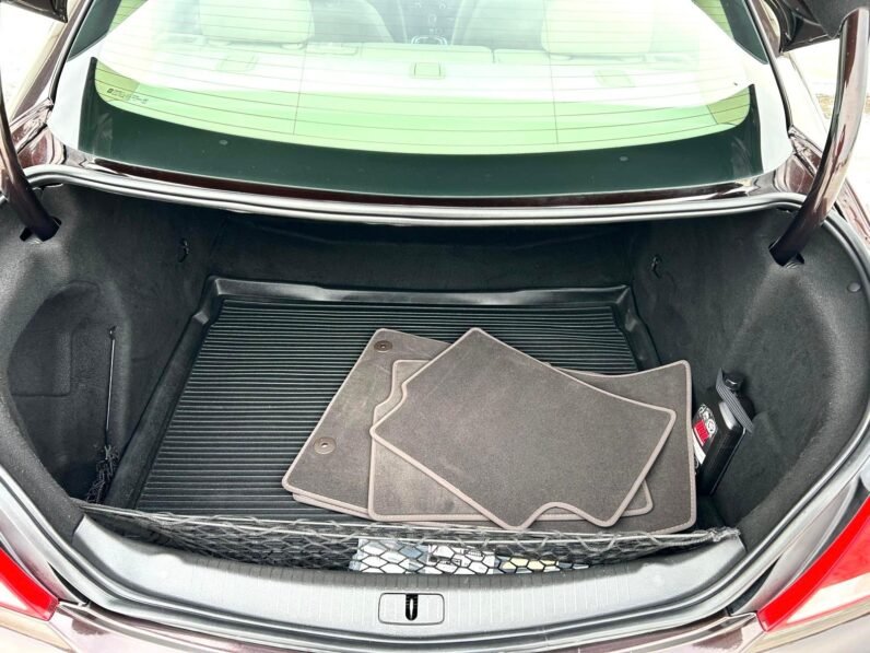 
								2011 Buick Regal CXL Sedan full									