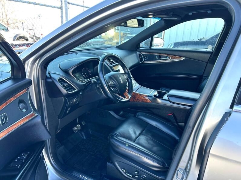 
								2017 Lincoln MKX Reserve AWD SUV full									