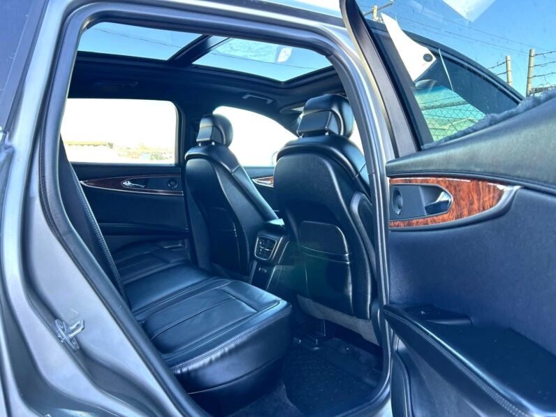 
								2017 Lincoln MKX Reserve AWD SUV full									