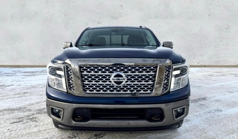 
								2018 Nissan Titan Platinum Reserve Crewcab 4×4 Pickup Truck full									