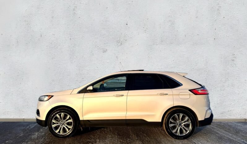 
								2019 Ford Edge Titanium AWD SUV full									