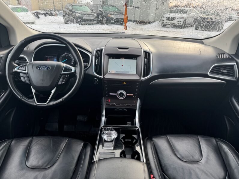 
								2019 Ford Edge Titanium AWD SUV full									