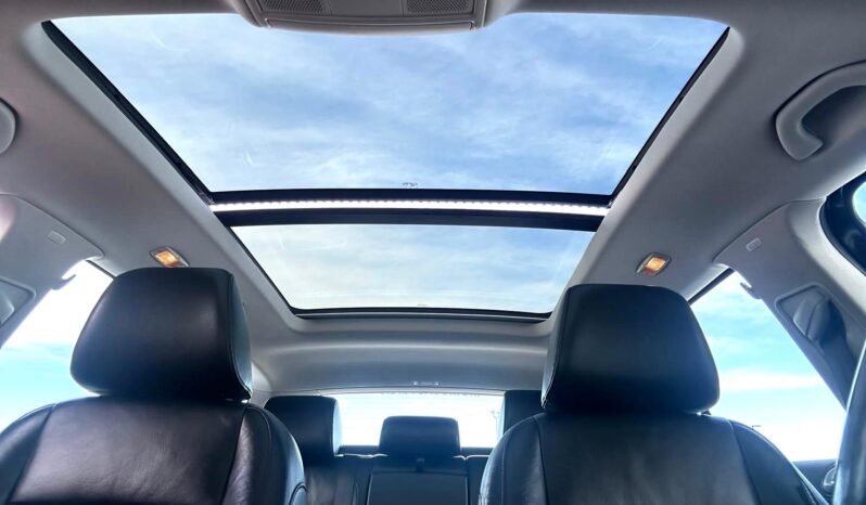 
								2014 Volkswagen Golf TDI Wagon full									