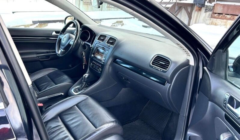 
								2014 Volkswagen Golf TDI Wagon full									