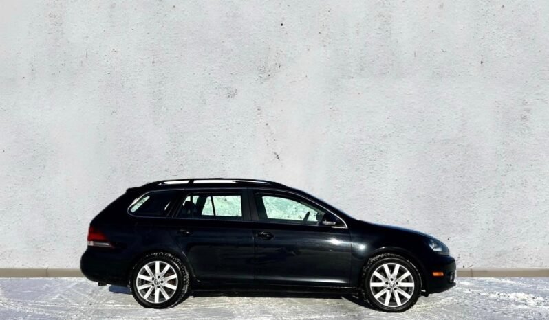 
								2014 Volkswagen Golf TDI Wagon full									