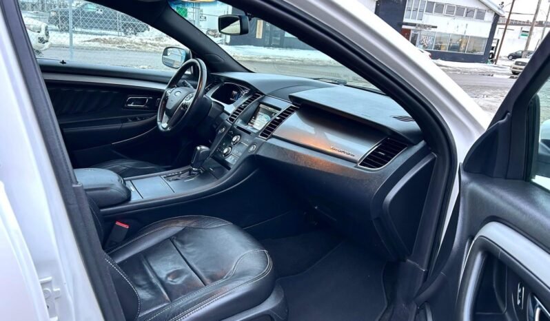 
								2015 Ford Taurus SEL AWD full									