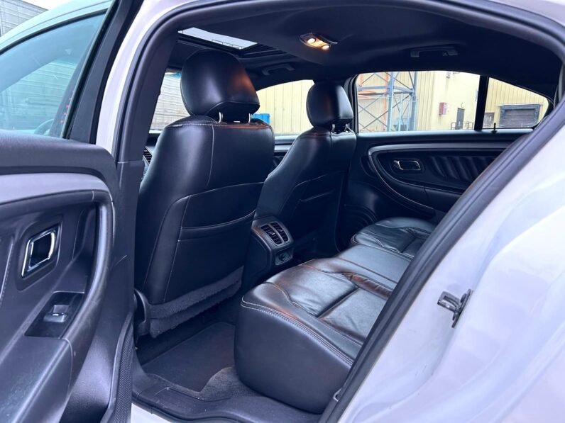 
								2015 Ford Taurus SEL AWD full									