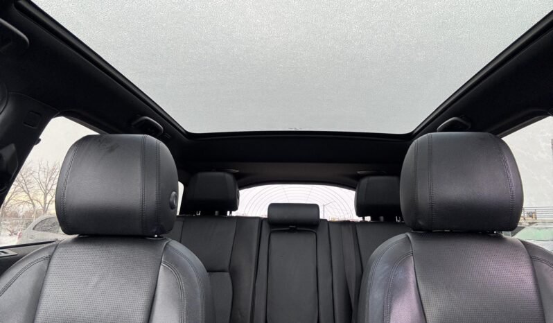 
								2018 Land Rover Discovery Sport AWD full									