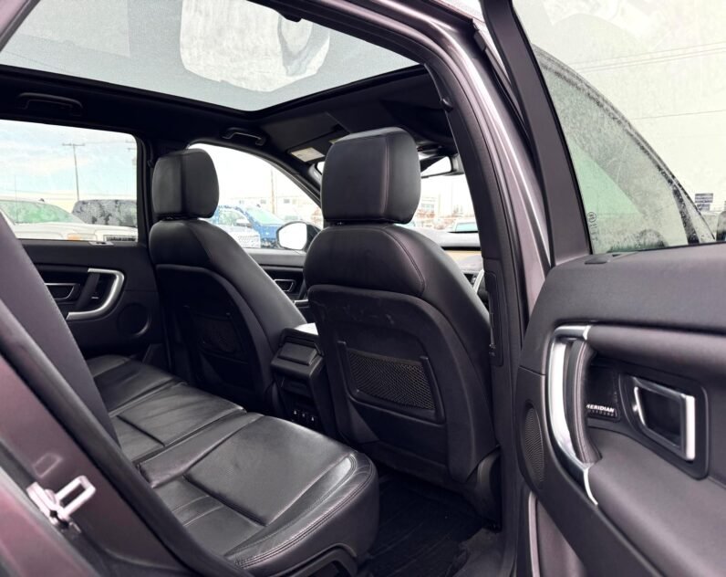 
								2018 Land Rover Discovery Sport AWD full									