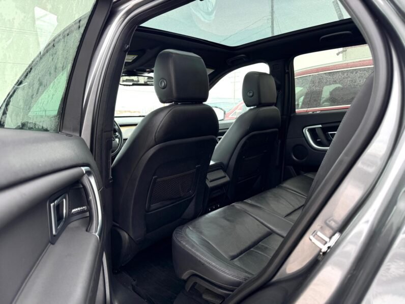 
								2018 Land Rover Discovery Sport AWD full									