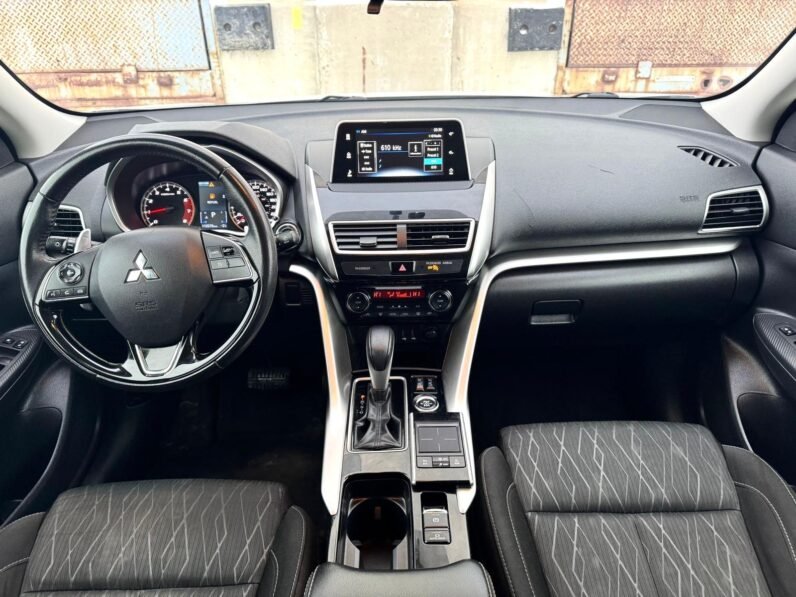 
								2020 Mitsubishi Eclipse Cross LE AWD SUV full									