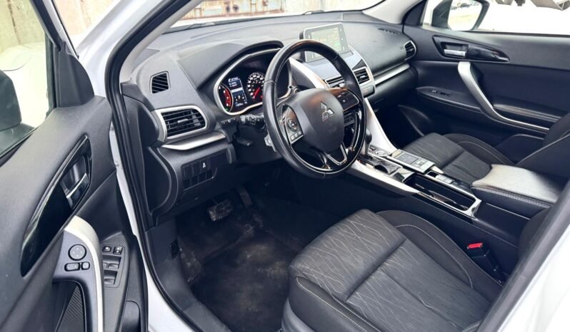 
								2020 Mitsubishi Eclipse Cross LE AWD SUV full									