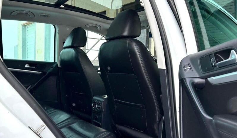 
								2014 Volkswagen Tiguan Highline AWD SUV. full									