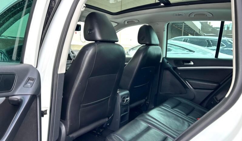 
								2014 Volkswagen Tiguan Highline AWD SUV. full									