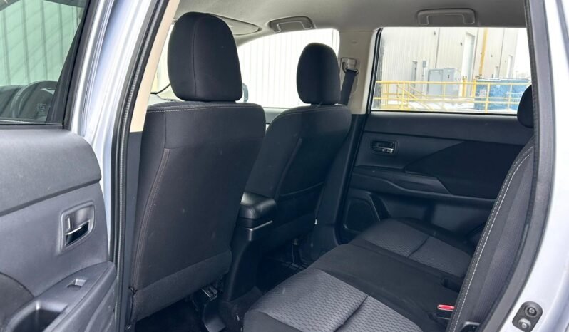 
								2015 Mitsubishi Outlander Sport AWD SUV full									