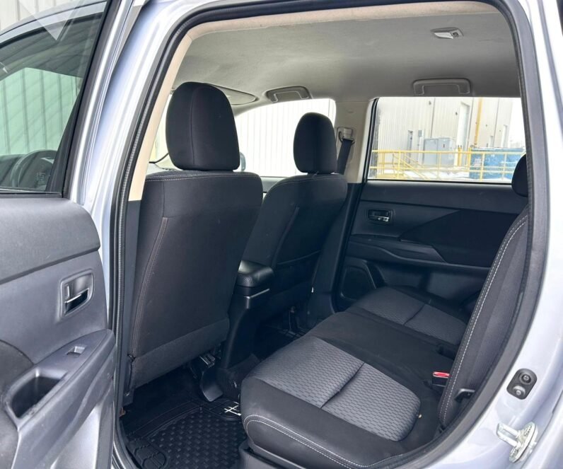 
								2015 Mitsubishi Outlander Sport AWD SUV full									