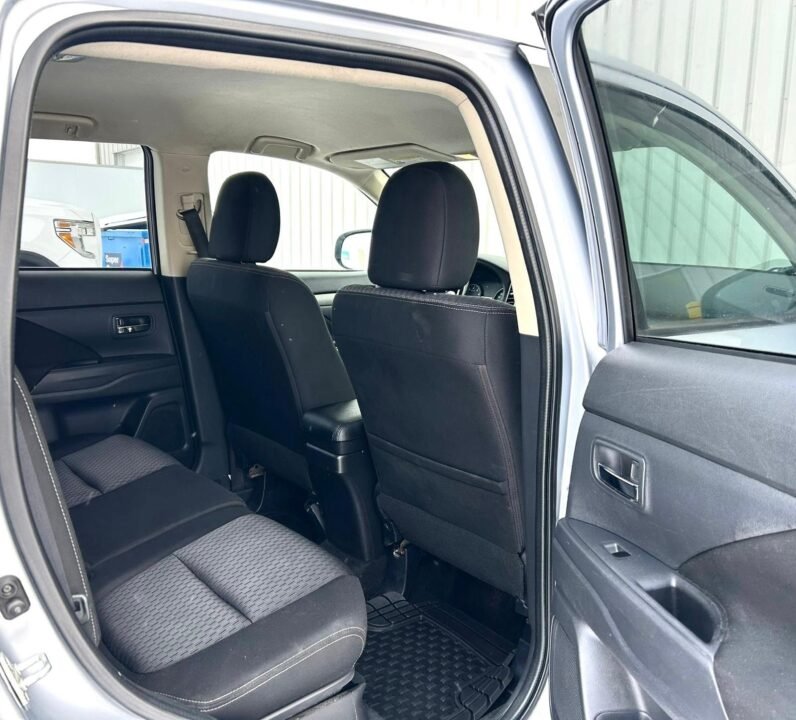 
								2015 Mitsubishi Outlander Sport AWD SUV full									