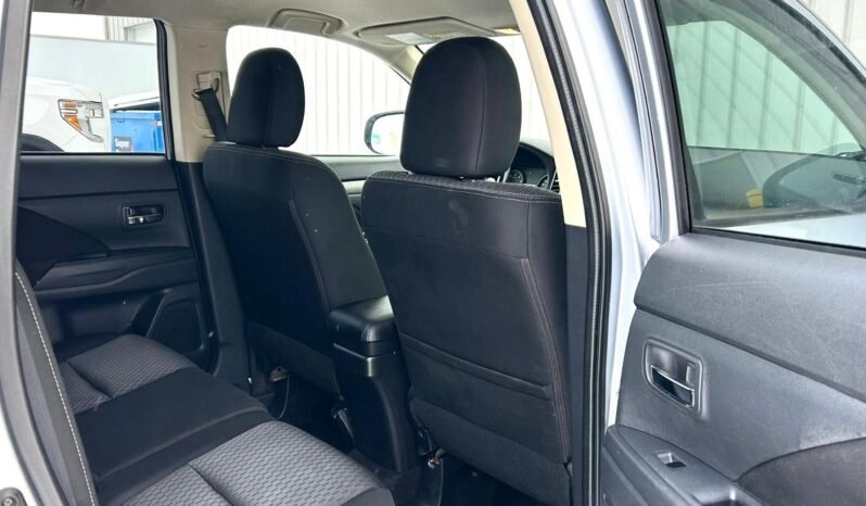 
								2015 Mitsubishi Outlander Sport AWD SUV full									