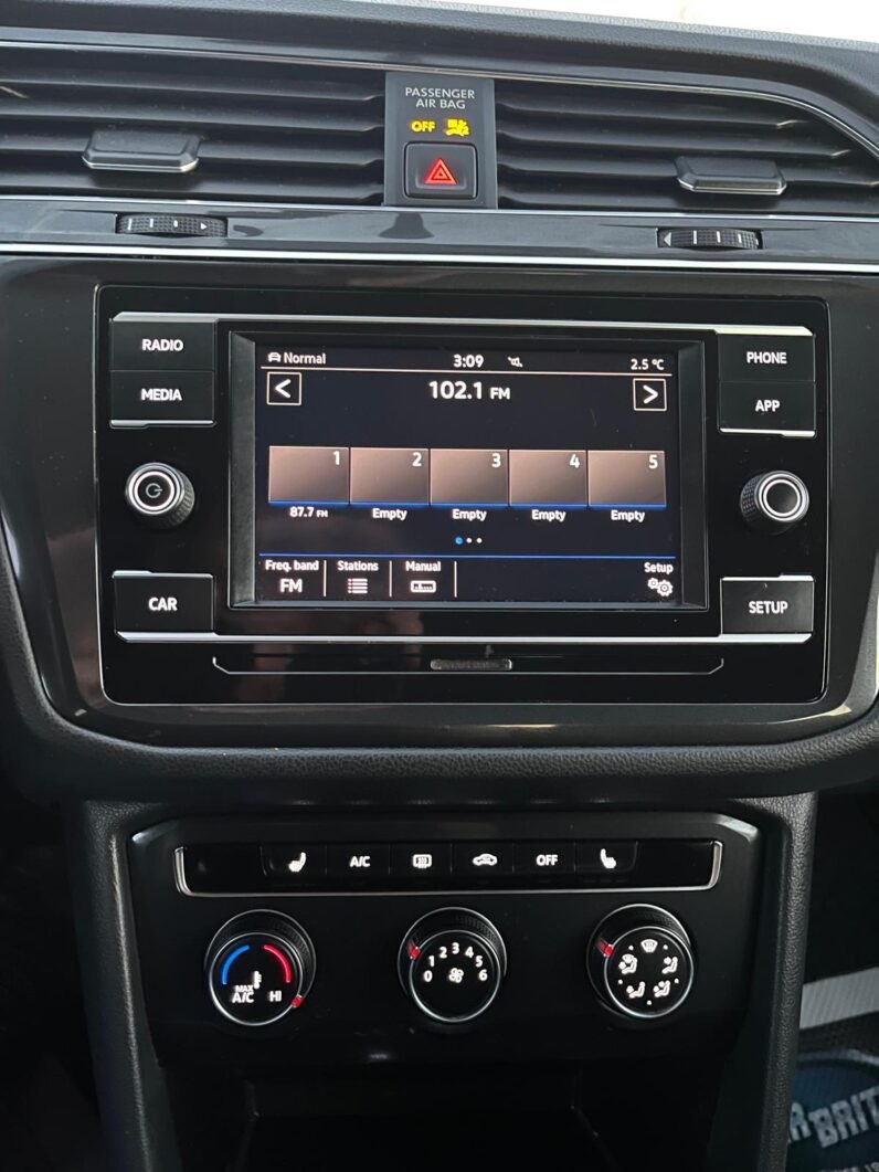 
								2019 Volkswagen Tiguan Trendline AWD full									