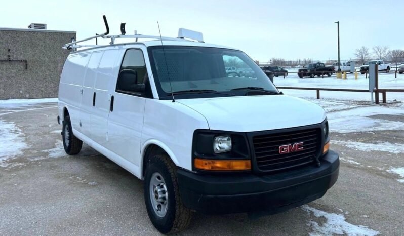 
								2012 GMC Savana 2500 Cargo van full									
