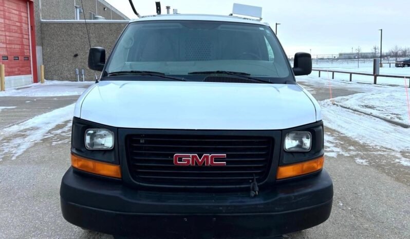 
								2012 GMC Savana 2500 Cargo van full									