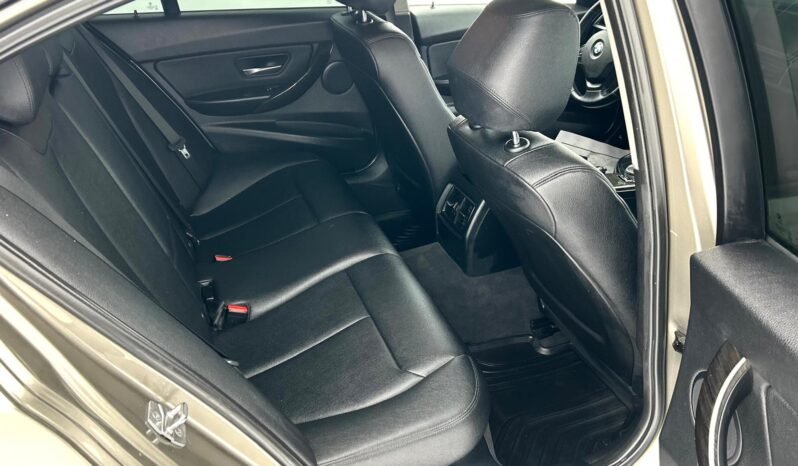 
								2016 BMW 320XI AWD Sedan full									