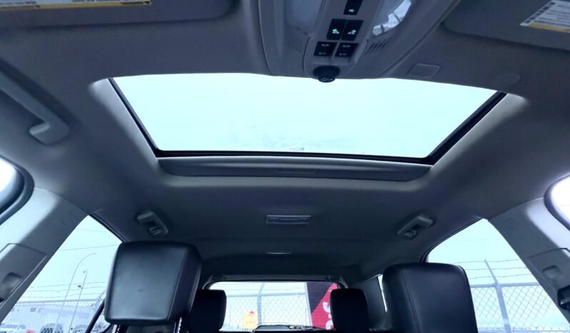 
								2017 Chevrolet Equinox Premier AWD SUV. full									