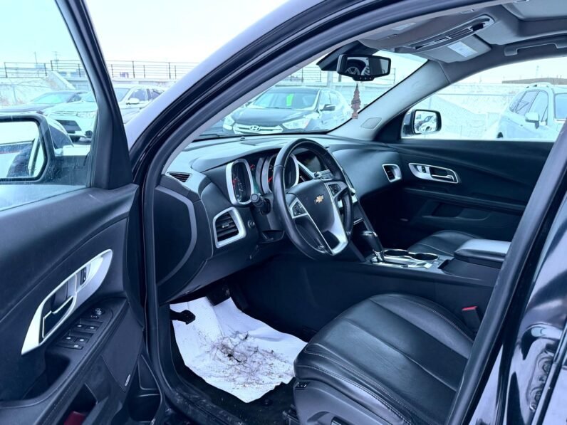 
								2017 Chevrolet Equinox Premier AWD SUV. full									