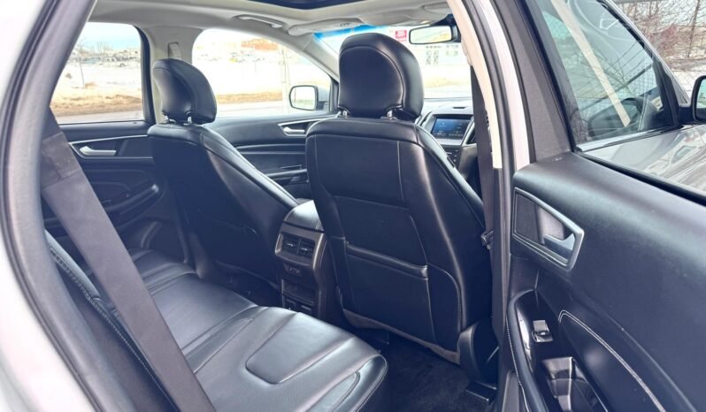 
								2015 Ford Edge Titanium AWD SUV full									