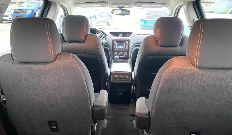 
								2015 Chevrolet Traverse LT AWD SUV full									