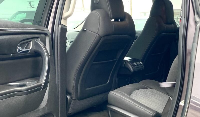 
								2015 Chevrolet Traverse LT AWD SUV full									