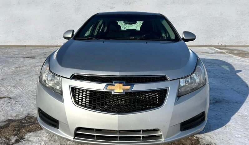 
								2014 Chevrolet Cruze LT Sedan full									