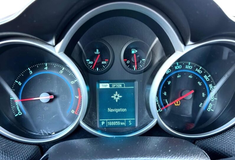 
								2014 Chevrolet Cruze LT Sedan full									