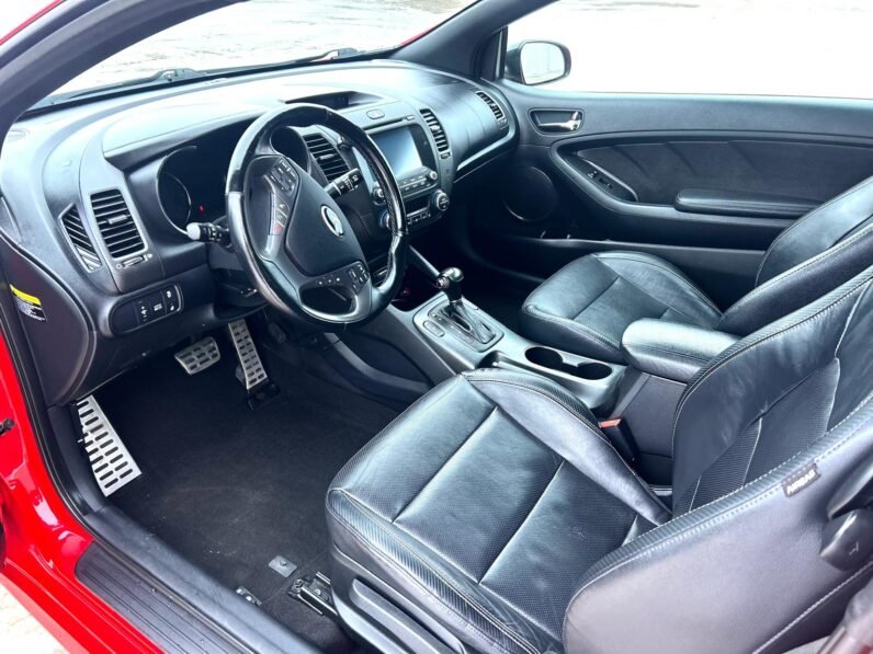 
								2015 Kia Forte SX Coupe full									