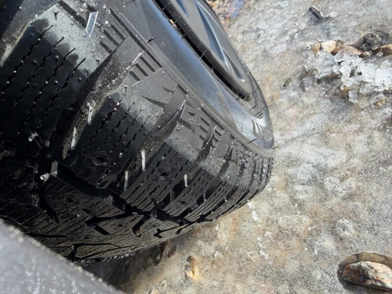 
								2015 Chrysler 200 Sedan full									