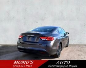 2015 Chrysler 200 Sedan