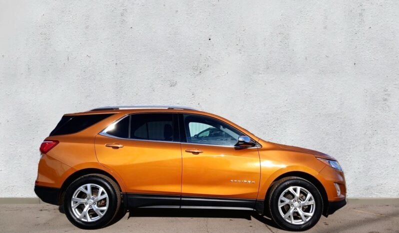 
								2018 Chevrolet Equinox Premier AWD SUV full									