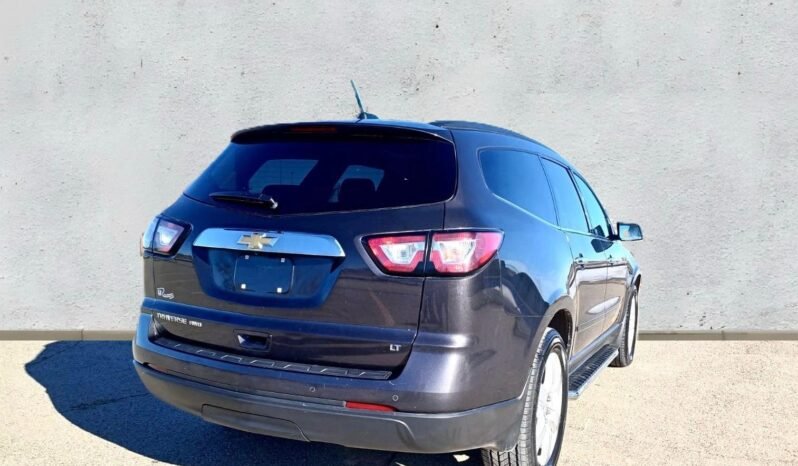 
								2017 Chevrolet Traverse LT AWD SUV full									