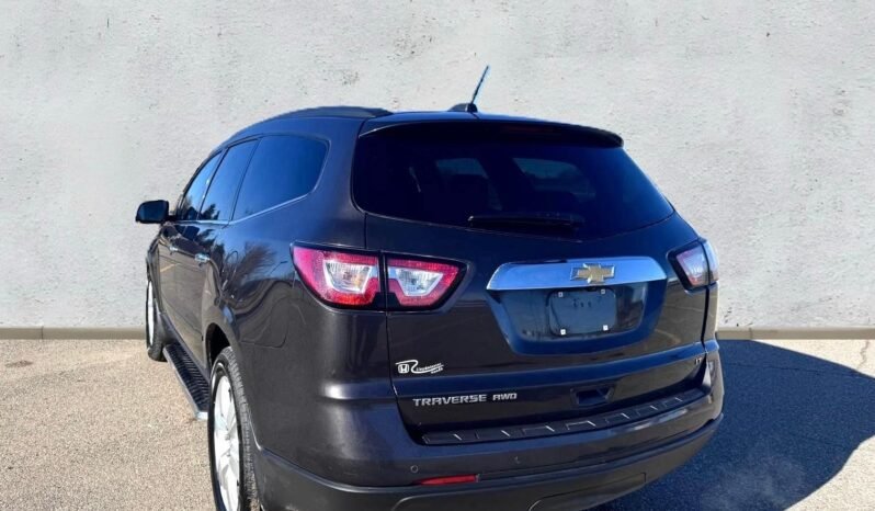 
								2017 Chevrolet Traverse LT AWD SUV full									