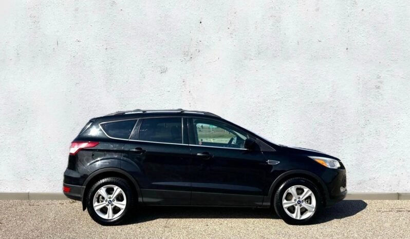 
								2015 Ford Escape AWD full									
