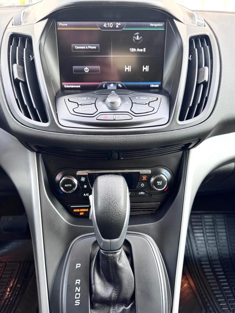 
								2015 Ford Escape AWD full									