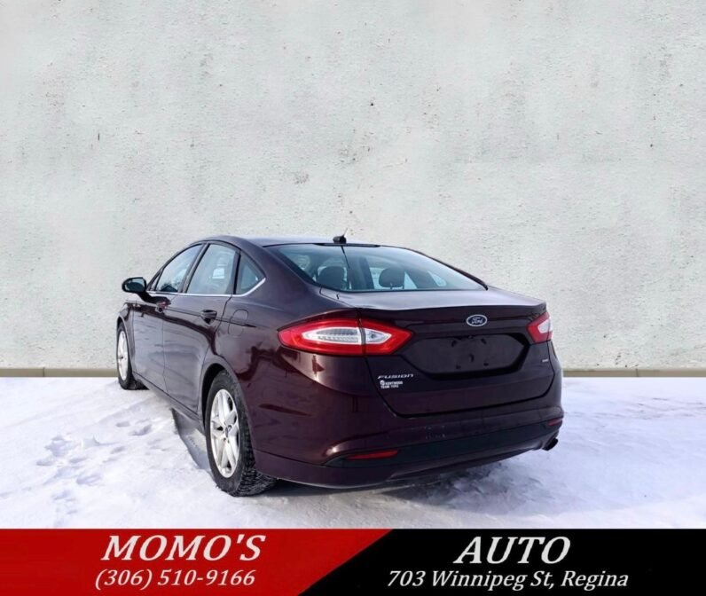 
								2013 Ford Fusion SE Sedan full									