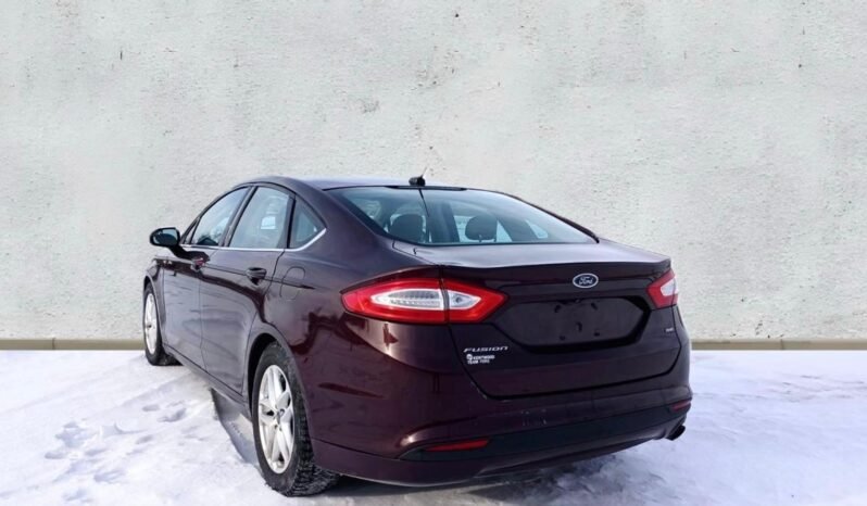 
								2013 Ford Fusion SE Sedan full									