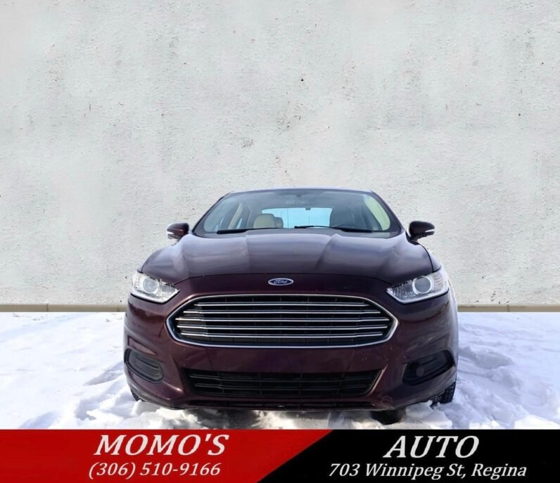 
								2013 Ford Fusion SE Sedan full									