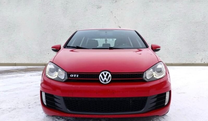 
								2013 Volkswagen Golf GTI Hatchback full									