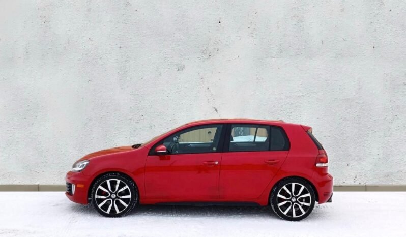 
								2013 Volkswagen Golf GTI Hatchback full									