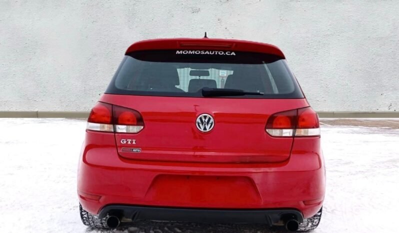 
								2013 Volkswagen Golf GTI Hatchback full									