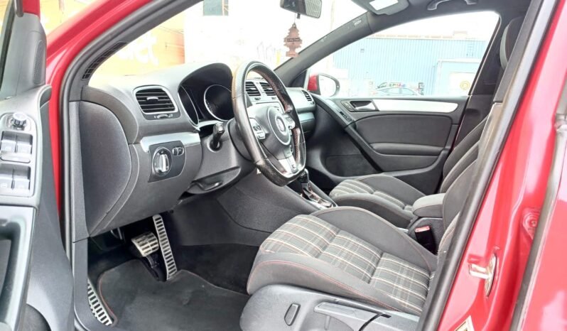
								2013 Volkswagen Golf GTI Hatchback full									